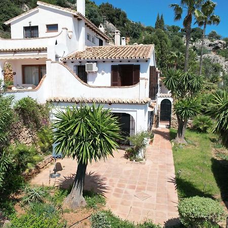 Terraced House In The Mountains With Fantastic View Villa Málaga Buitenkant foto